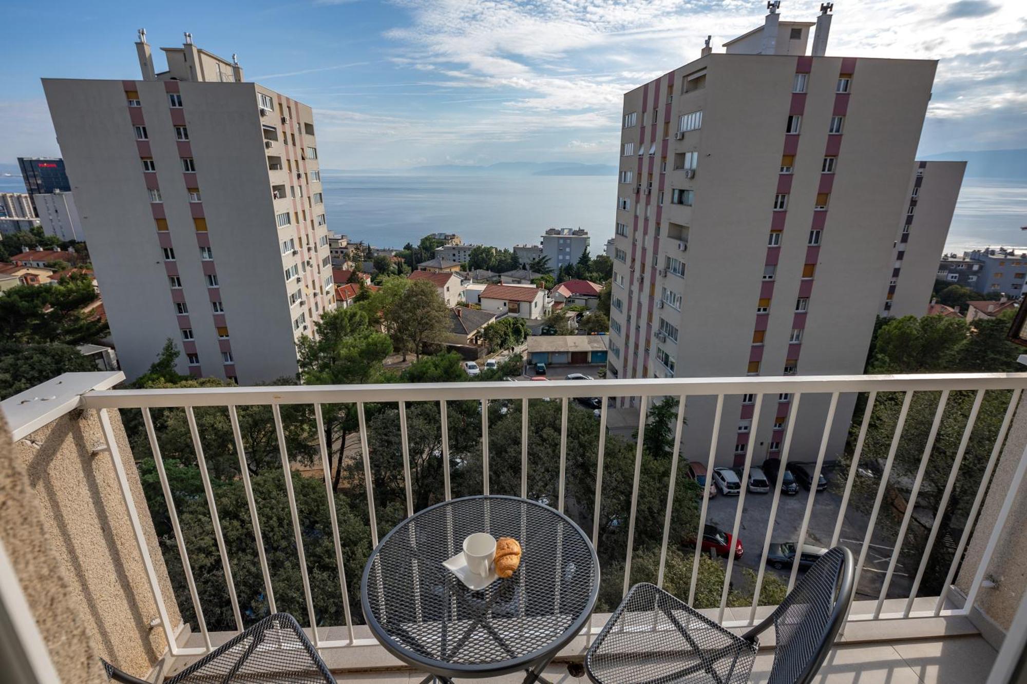 City Seaview Apartment Vigo - Happy Rentals Rijeka Exterior foto